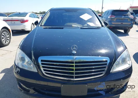 2009 Mercedes-Benz S 550 из США, поврежденный, VIN WDDNG71X89A243431